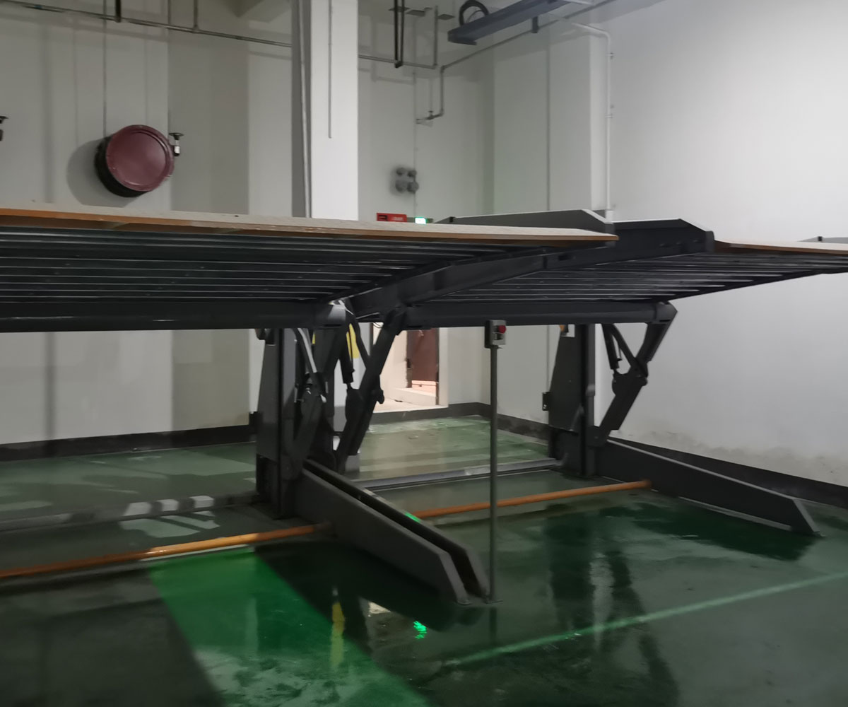 井研PJS俯仰簡易升降機械式停車設備